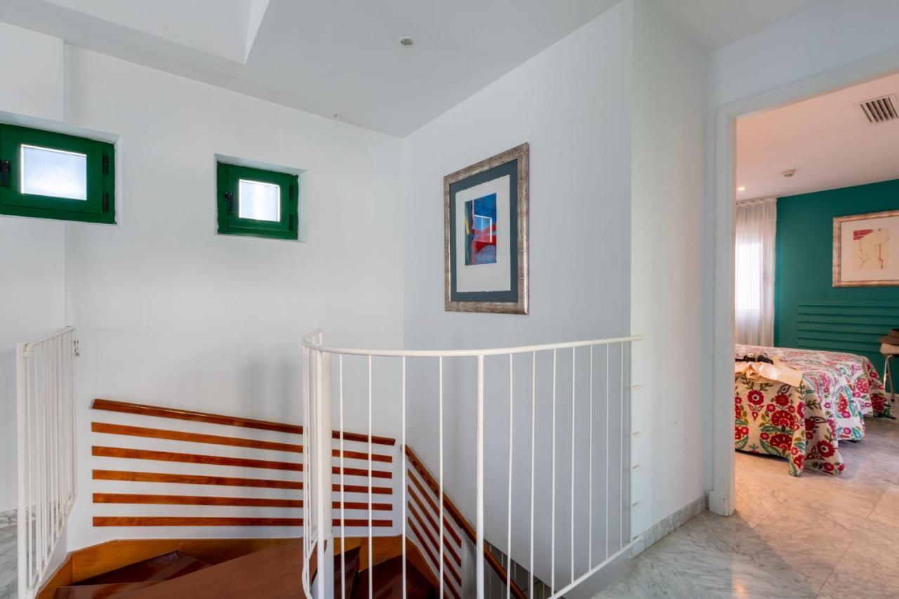 Sevilla Central Suites Apartamentos Puerta Jerez ภายนอก รูปภาพ